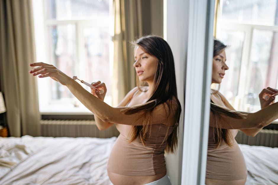  Bild zeigt Schwangerschaftsratgeber nach Bauchspiegelung